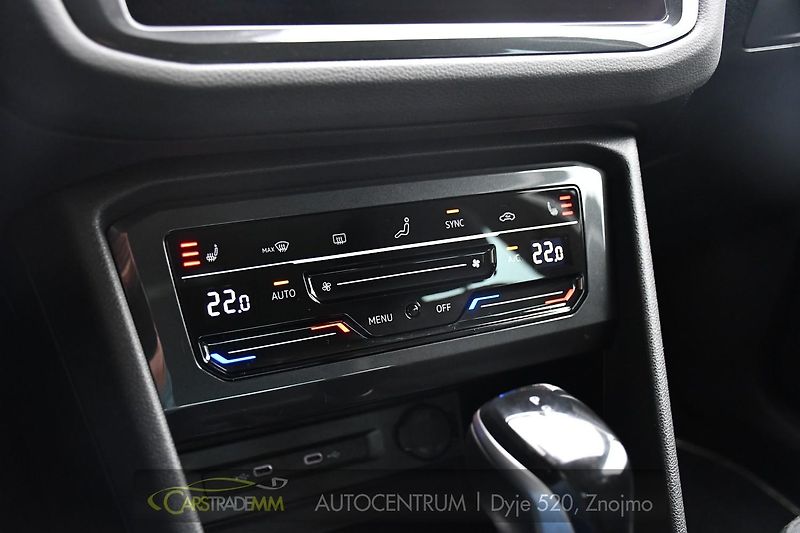 Volkswagen Tiguan 2.0TDi DSG NAVI TAŽNÉ ČR 1.M - fotka 31 z 53
