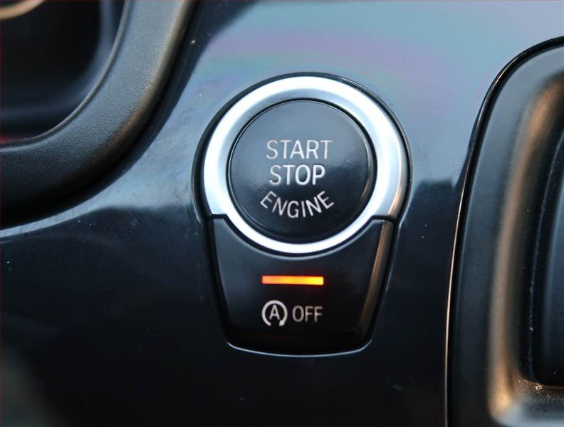 BMW Řada 5 (2014) 528i, Automat, Serv.kniha - fotka 21 z 22