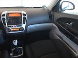 Kia Ceed (2009) 1.6 CVVT, nová STK, zamluveno - náhled 8