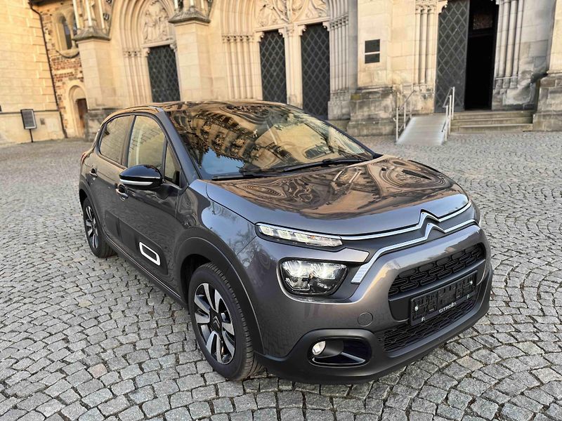 Citroën C3 (2023) 1.2 PureTech 81kWS&S Shine - fotka 4 z 26
