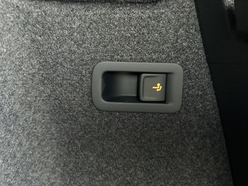 Škoda Karoq 1.5TSi DSG 150PS Sportline Mat - fotka 45 z 46