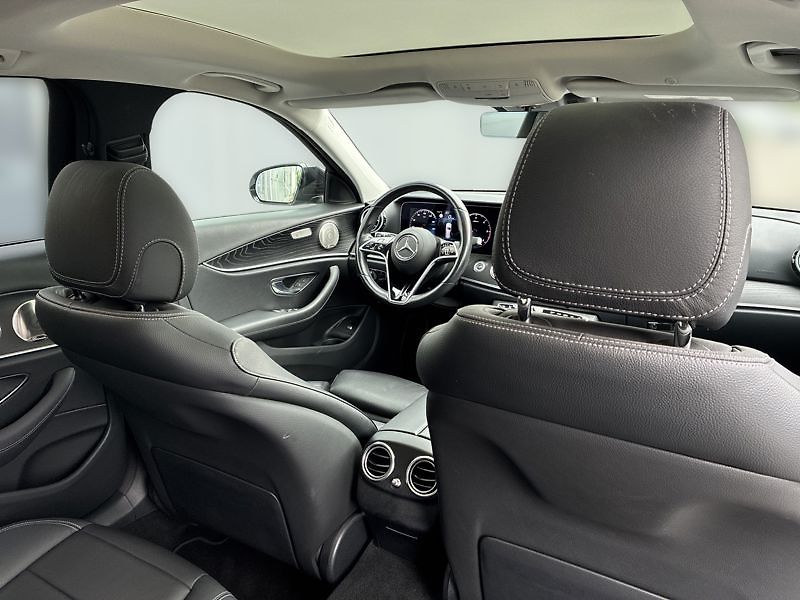 Mercedes-Benz Třídy E E-Třída 400 d 4MATIC All-Terra - fotka 17 z 18
