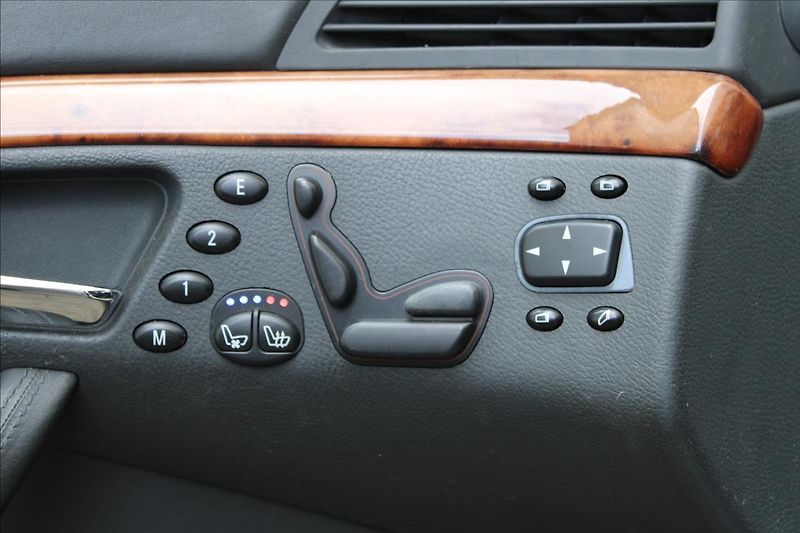 Mercedes-Benz Třídy S S 600 Long V12 / Lorinser - fotka 11 z 43