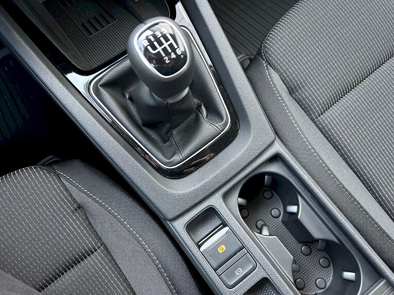 Škoda Octavia (2025) Selection 1.5 TSI 85 kW - fotka 26 z 31