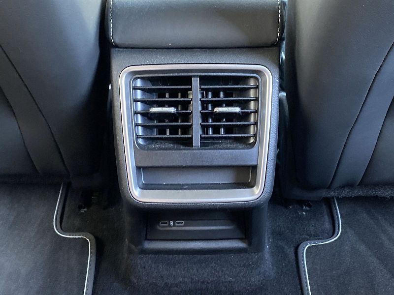 Škoda Elroq (2025) 85 SportLine - fotka 30 z 38