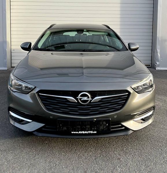 Opel Insignia (2018) LED APPLE CARPLAY NAVIGACE  - fotka 2 z 13