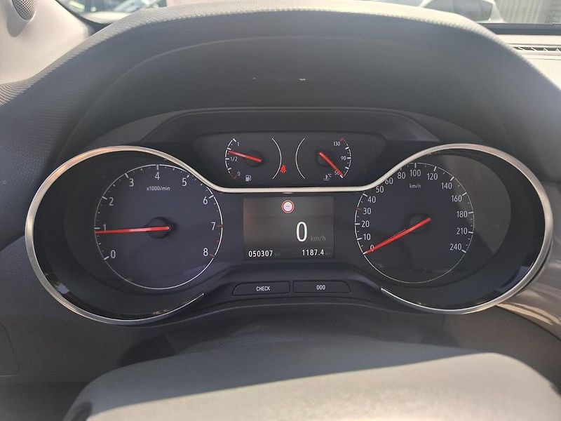 Opel Crossland 1.2T 81KW 2022 - fotka 12 z 12