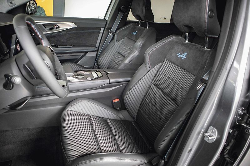 Renault Austral (2026) esprit Alpine mild hybrid 150 - fotka 12 z 45