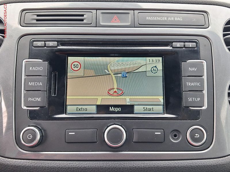 Volkswagen Tiguan (2014) 2.0TDi 4x4, DSG, park. kamera - fotka 17 z 25