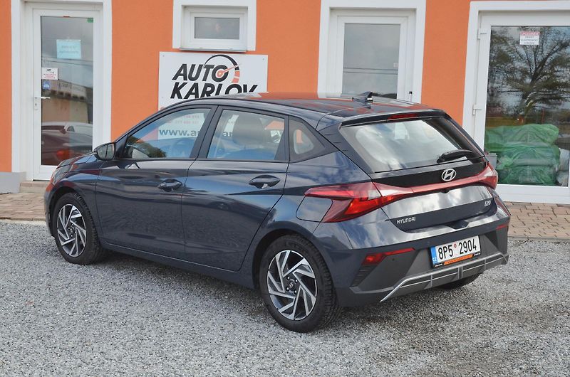 Hyundai i20 (2024) 1.2i 62kW / ČR / 8.000km - fotka 4 z 37