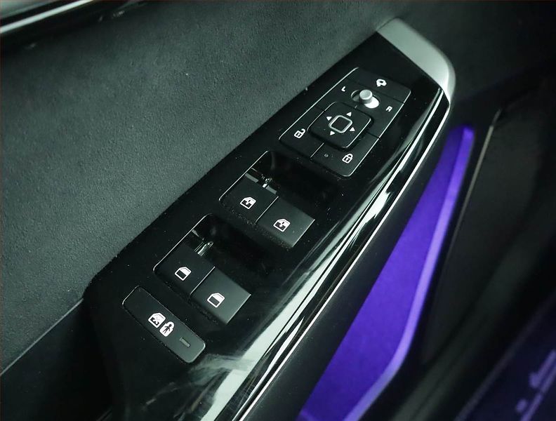 Kia EV6 (2023) GT AWD 77.4 kWh, SoH 99% - fotka 15 z 19