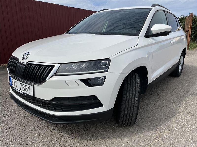 Škoda Karoq 2,0 TDi 110 4x4 DSG TAŽNÉ -DPH - fotka 42 z 46