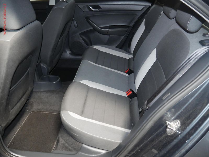 Škoda Rapid (2016) 1.4TDI, ČR, Ambition, el. - fotka 10 z 18