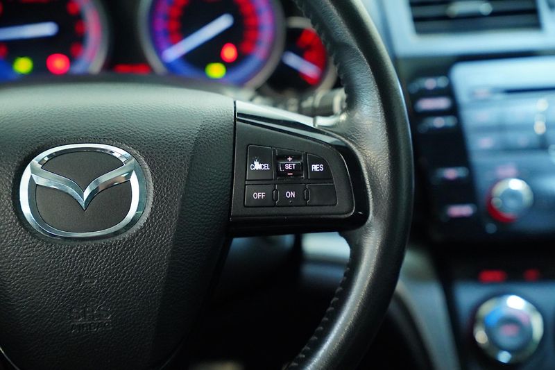 Mazda 6 - fotka 17 z 26