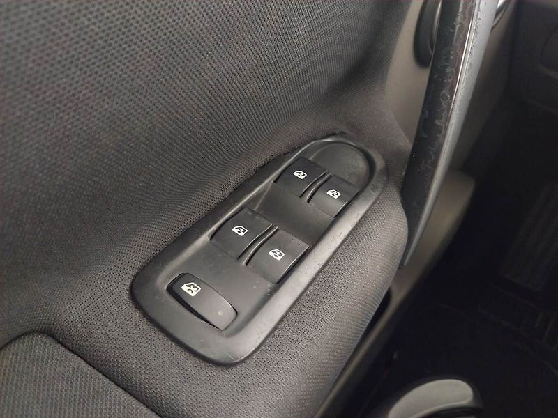 Renault Scénic (2008) 1.6 16V, LPG, po STK, Tažné - fotka 21 z 24