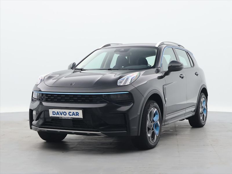 Lynk & Co 01 1,5 PHEV CORE 206kW Aut. 2.Maj - fotka 3 z 29