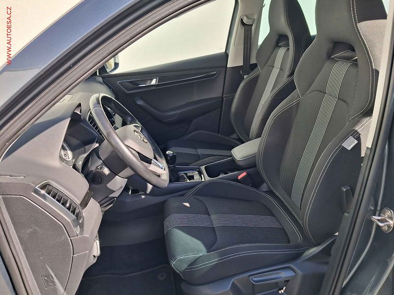 Škoda Karoq (2019) 1.5 TSi, Style, TZ, navi, LED - fotka 9 z 17