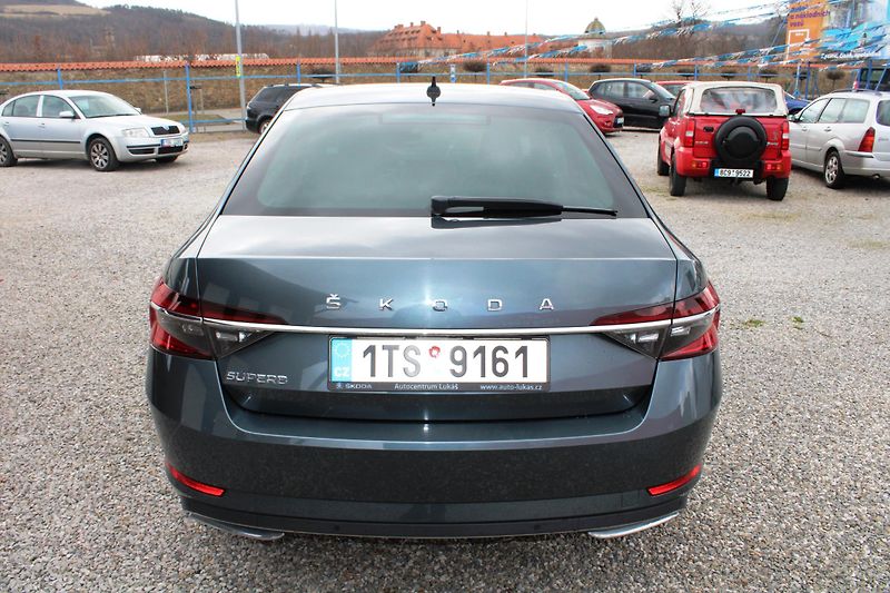 Škoda Superb (2019) 2,0TDI LAURIN & KLEMENT  LED - fotka 6 z 21