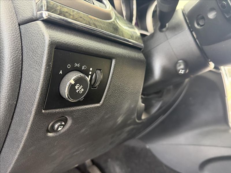 Jeep Grand Cherokee 3,0 CRD, 4x4, Automat, tažné - fotka 14 z 21