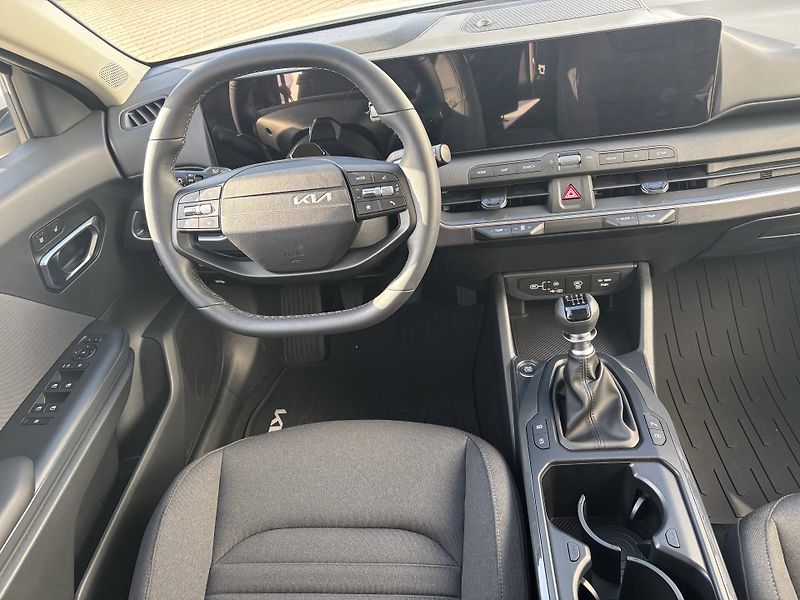 Kia K4 (2026) EXCLUSIVE 1,0 T-GDi - fotka 6 z 6