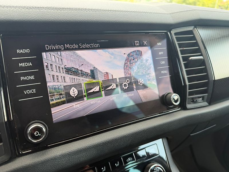 Škoda Kodiaq Sportline  2.0TDI 147kW - fotka 16 z 22