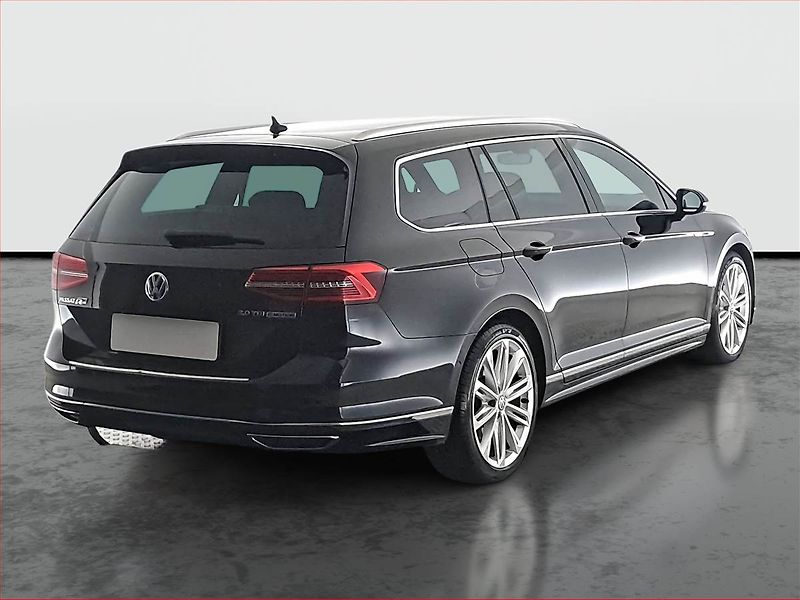 Volkswagen Passat (2016) R-Line 2.0 BiTDI, 4X4 - fotka 5 z 20