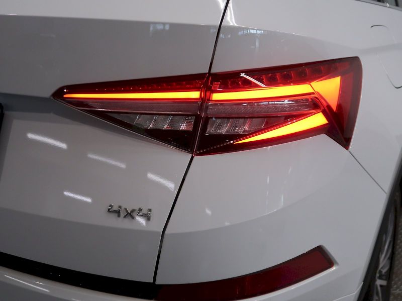 Škoda Kodiaq (2022) L&K 2.0TDI 147KW 4x4 7MÍST WEB - fotka 11 z 51