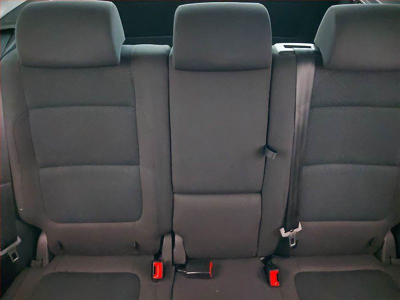 Volkswagen Tiguan (2010) R-Line 2.0 TSI, 4X4, Automat - fotka 10 z 18