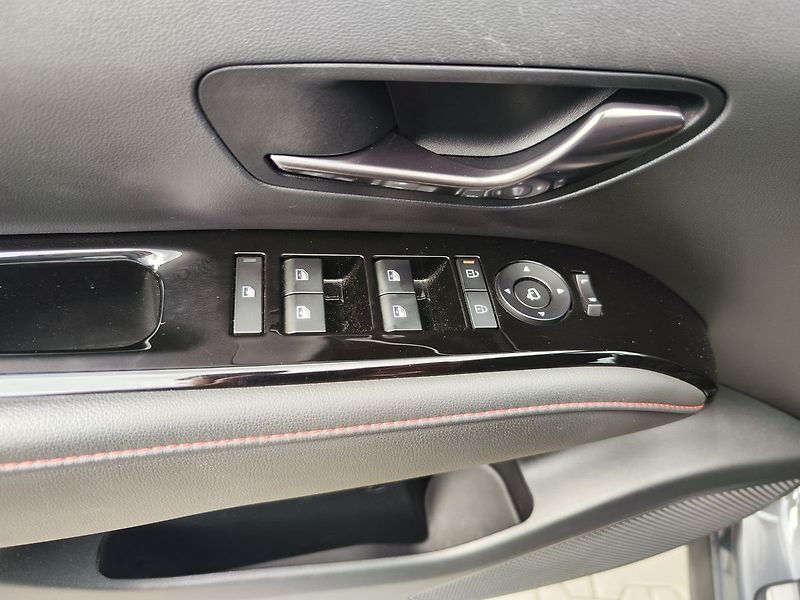 Hyundai Tucson 1.6 T-GDI/118kW N-Line DCT - fotka 32 z 35