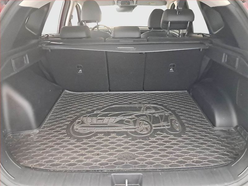 Hyundai Tucson (2021) 1.6 CRDi 48V MHEV - fotka 14 z 21