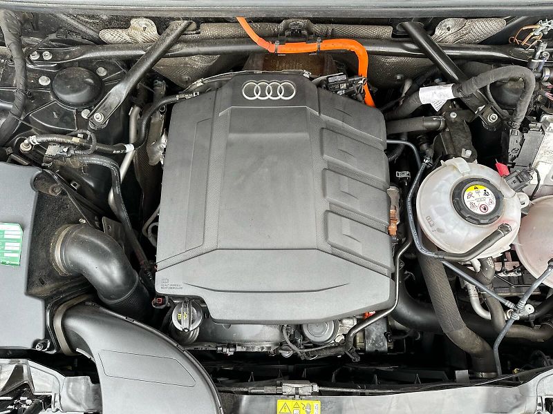 Audi Q5 4x4 PHEV 270kW SoH:87,8% - fotka 24 z 24