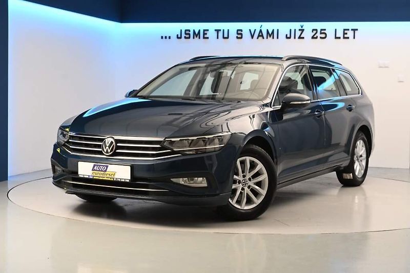 Volkswagen Passat (2021) 2.0 LED ACC Kamera Masáž Tažné - fotografie inzerátu