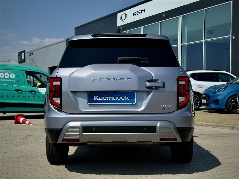 KGM Torres 1,5 GDI Hybrid 150kW Style - fotka 5 z 35