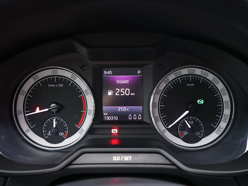 Škoda Octavia 2,0 TSI 140kW DSG Style CZ - fotka 18 z 33