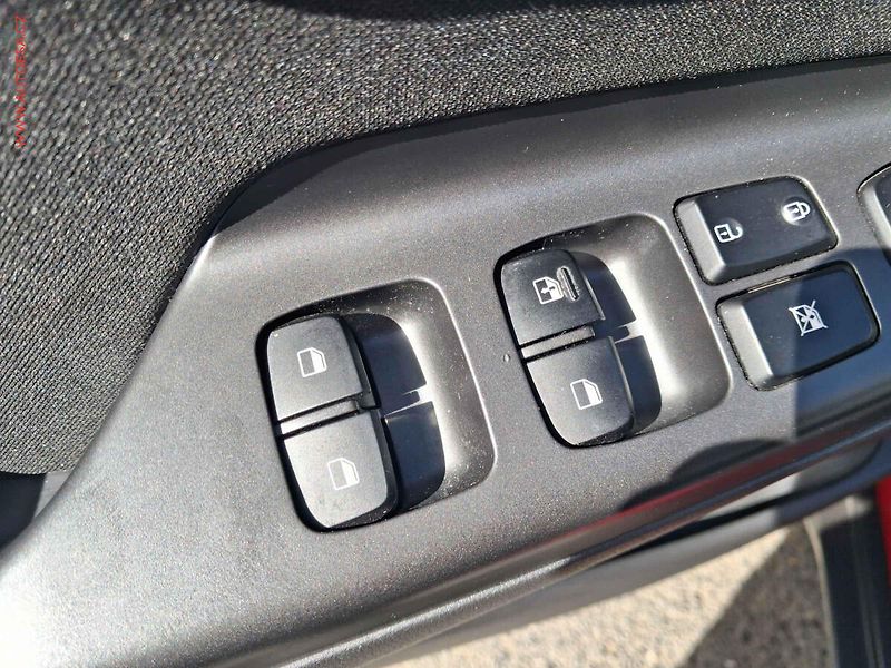 Hyundai Kona (2023) 1.0 T-GDi, 1.maj,ČR, Comfort - fotka 15 z 18