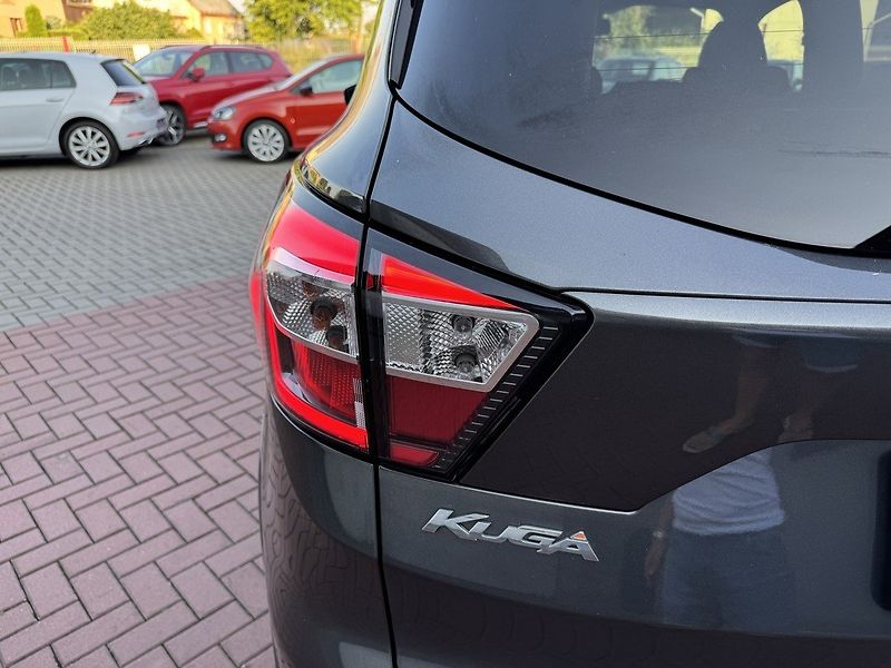 Ford Kuga (2019) 2.0 TDCi ST-Line Xenony AT - fotka 40 z 48