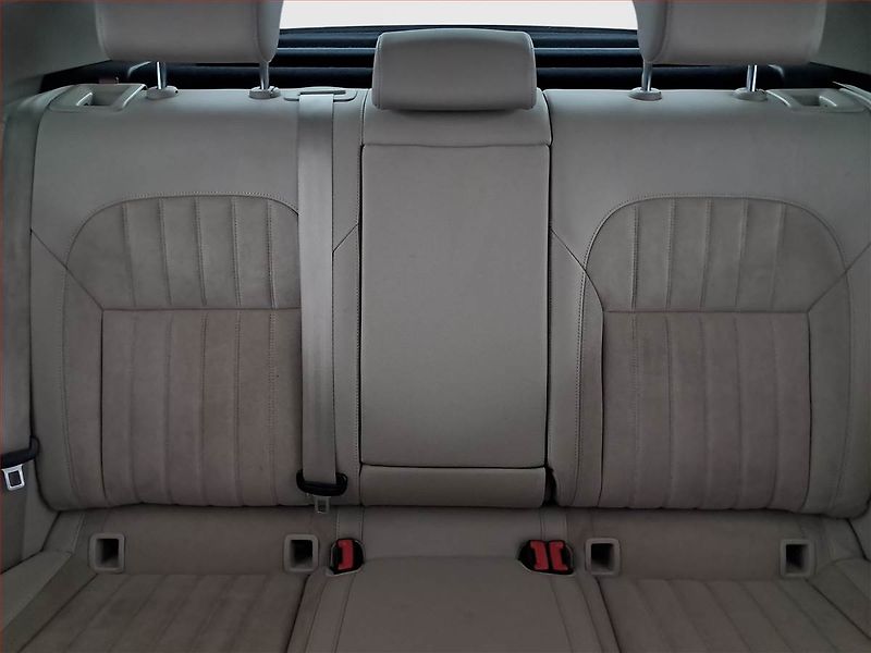 Škoda Superb (2015) Style 2.0 TDI, Kůže, Navi - fotka 10 z 19