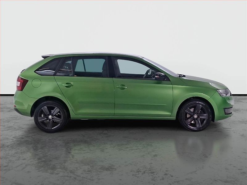 Škoda Rapid (2016) Spaceback 1.4 TSI, Automat - fotka 6 z 17