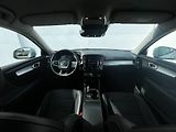 Volvo XC40 Momentum Pro T3 FWD 120kW - náhled 9