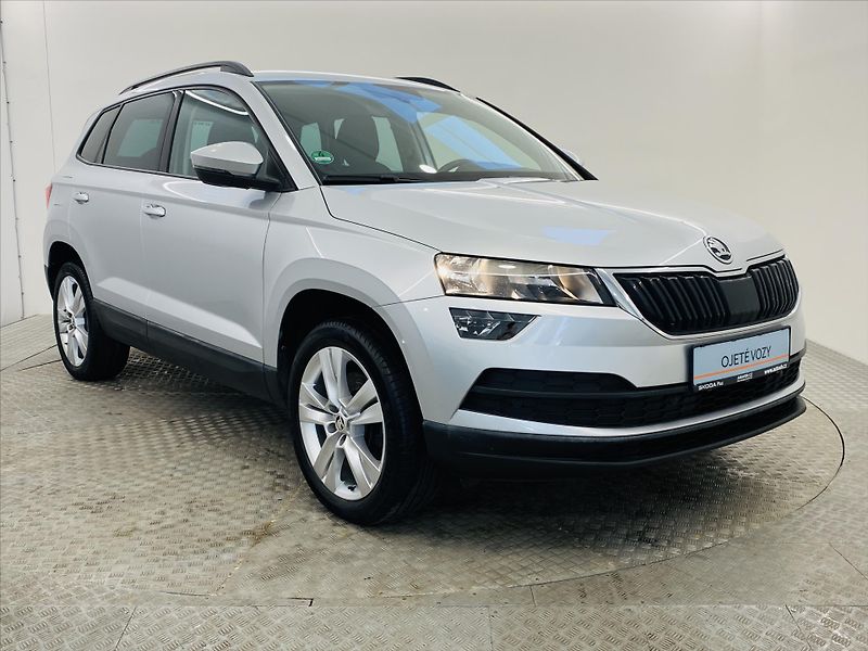 Škoda Karoq 2,0 TDI 110kW Style - fotka 21 z 25