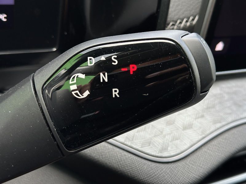 Škoda Kodiaq Exclusive 1.5TSi iV 150kW DSG - fotka 18 z 52