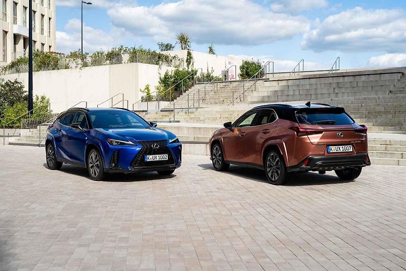 Lexus UX 300h první jízda