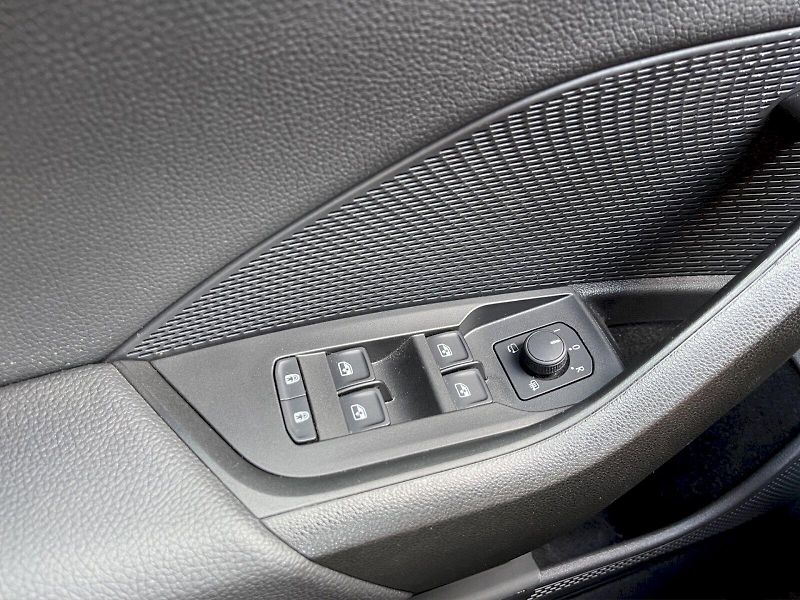 Škoda Octavia (2025) Sportline 2.0 TDI 110 kW DSG - fotka 23 z 35