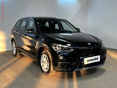 BMW X1 (2017) 1.5i, Klima - fotografie inzerátu