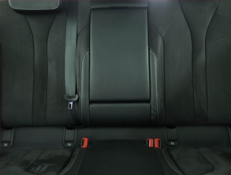 Škoda Enyaq (2021) iV 80 (82 kWh), SoH 90% - fotka 10 z 20
