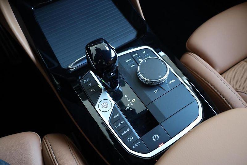 BMW X4 xDrive30d - fotka 10 z 26