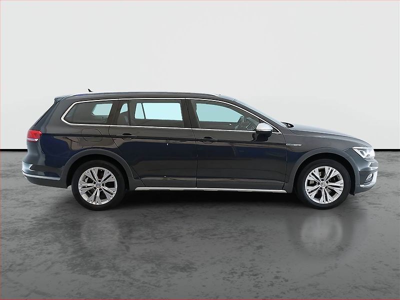Volkswagen Passat (2017) 2.0 TDI 4Motion, 4X4 - fotka 6 z 18