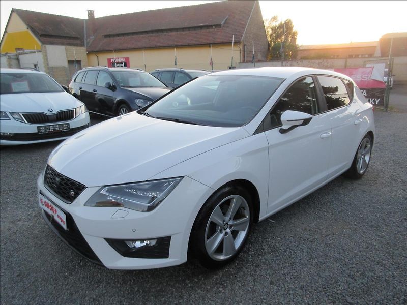 Seat Leon 1,4 TSI Led FR Top Stav - fotka 3 z 16