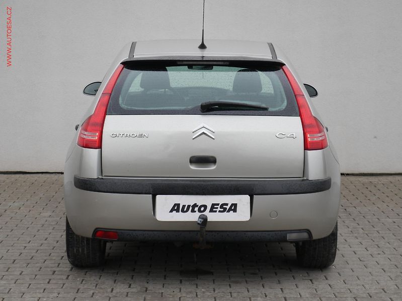 Citroën C4 (2007) 1.4i, ČR - fotka 5 z 16