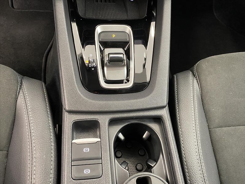 Škoda Octavia 1,5 TSI m-HEV 85kW DSG Top Sel - fotka 20 z 29